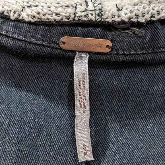 Free People Women's Black & Grey Distressed Denim Jacket Knit Sleeves Size S - Picture 10 of 11